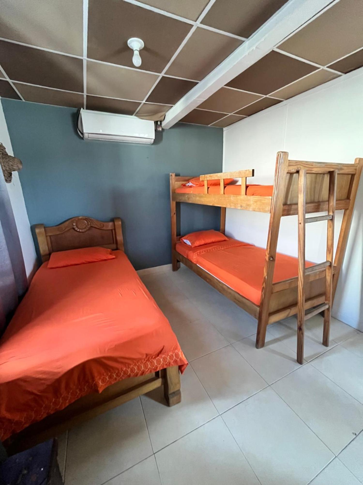 Apartamentos Y Habitaciones Alvaro Vaca San Andres  Exterior photo